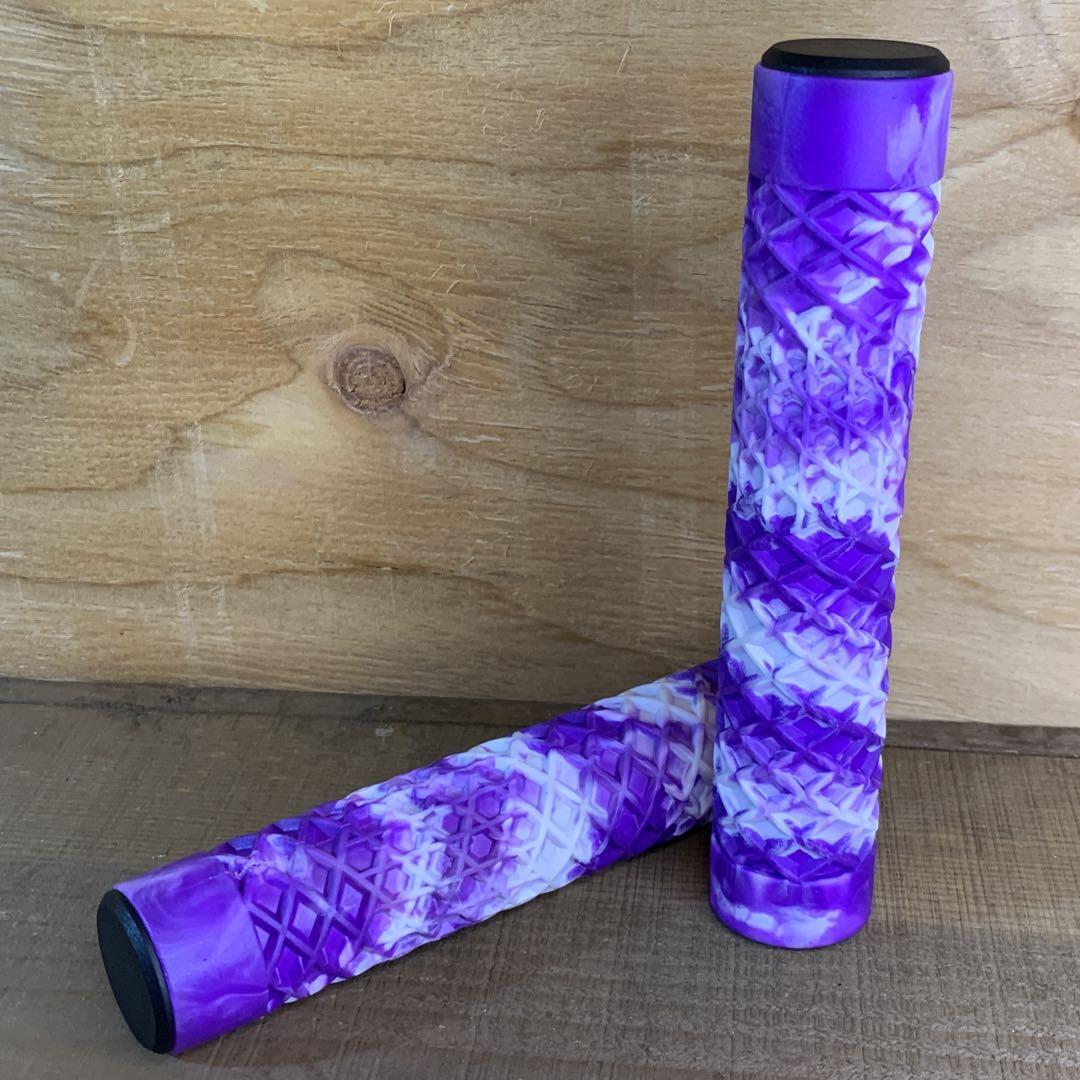 【新品】BMX MTB パープル ホワイト カモ柄 VANS風 ワッフルグリップ 拍卖