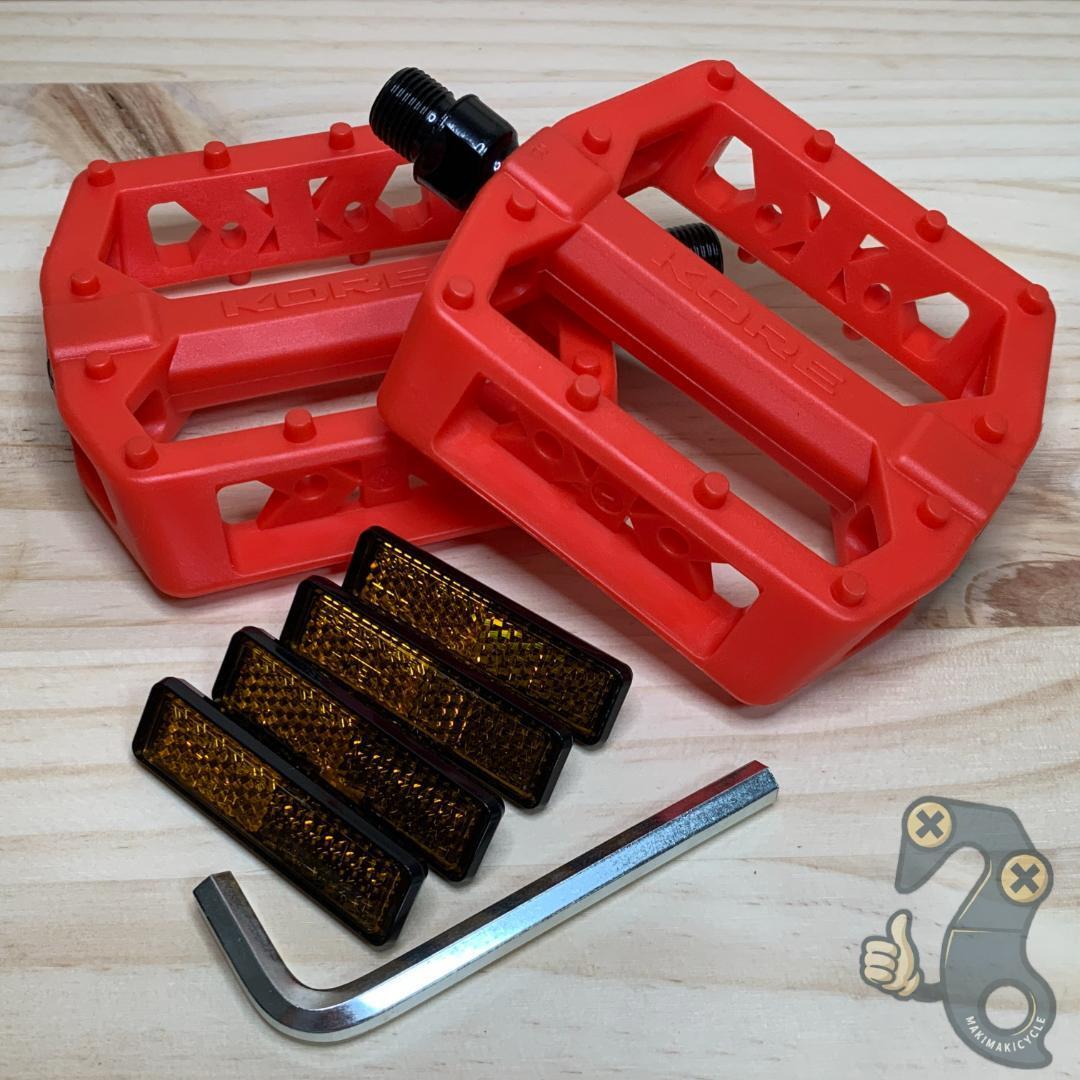 【新品】KORE K916 軽量 ナイロンペダル レッド クロスバイク MTB拍卖