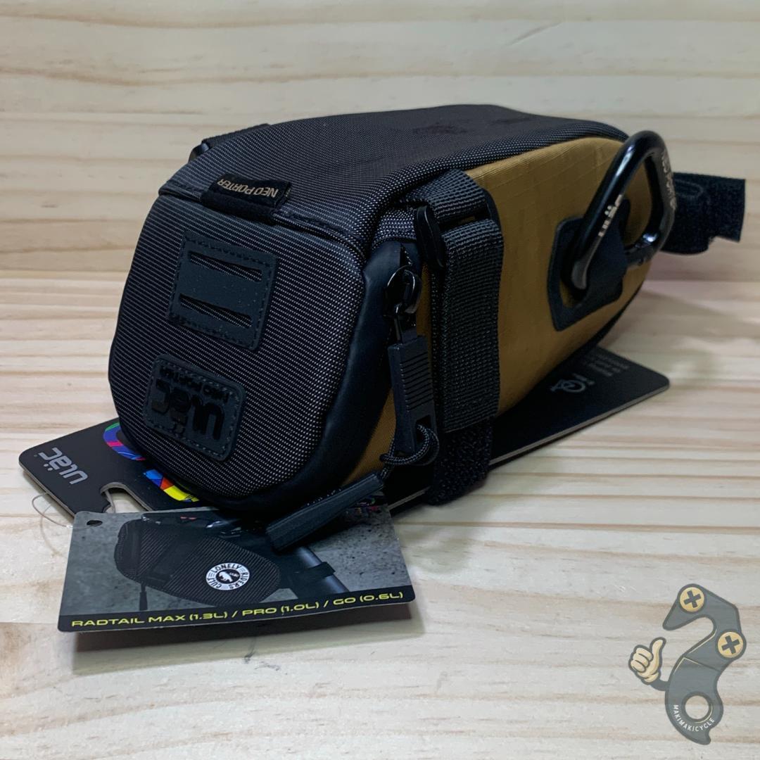【新品】ULAC 防水 サドルバッグ PB6 1.0L ベージュ Mサイズ拍卖