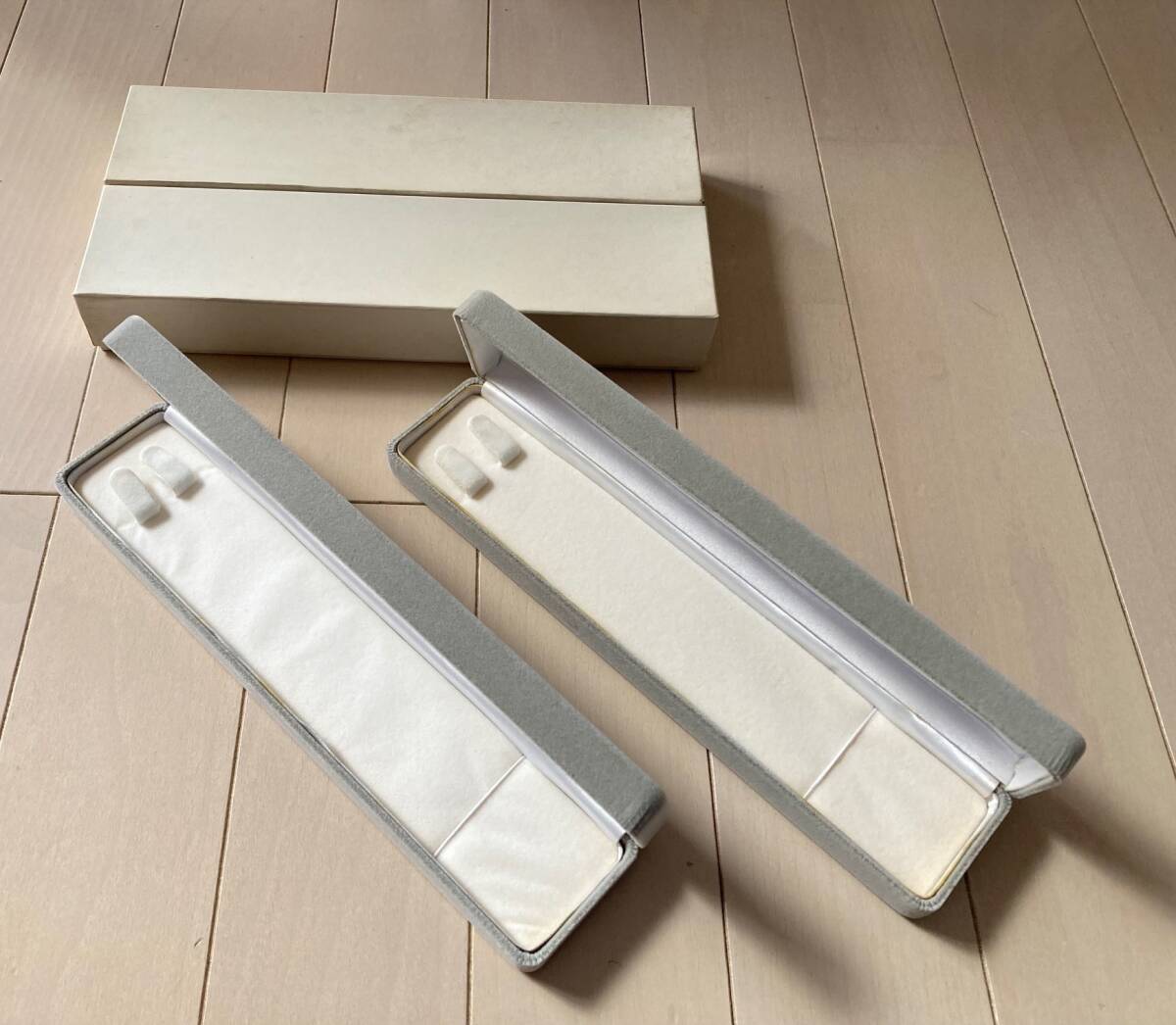 ネックレスケース グレー 2個セット ②拍卖