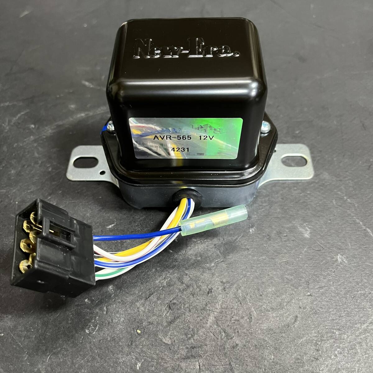 旧車、昭和 社外新品 ボルテージレギュレーター トヨタ系 ダイハツ系 セリカ、カリーナ、スターレット、コロナ、カローラ他 拍卖