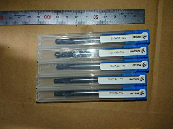 【特価】R3 φ6 新品 超硬 ボールエンドミル 5本セット misimi ミスミ製拍卖