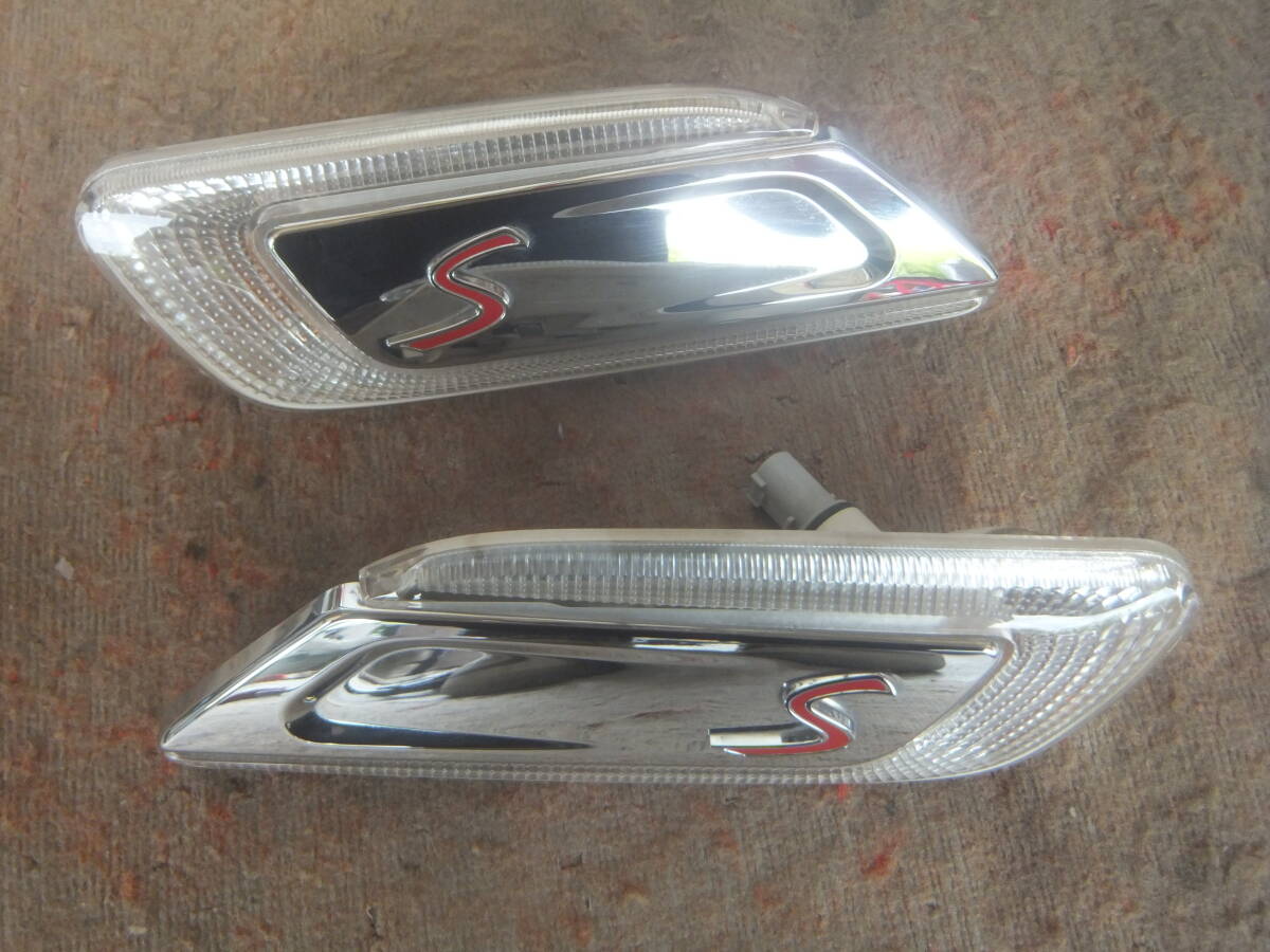 (BMW ミニ クラブマン クーパーSD LR20 F54) 純正 左右 サイドマーカー サイドスカットル 拍卖