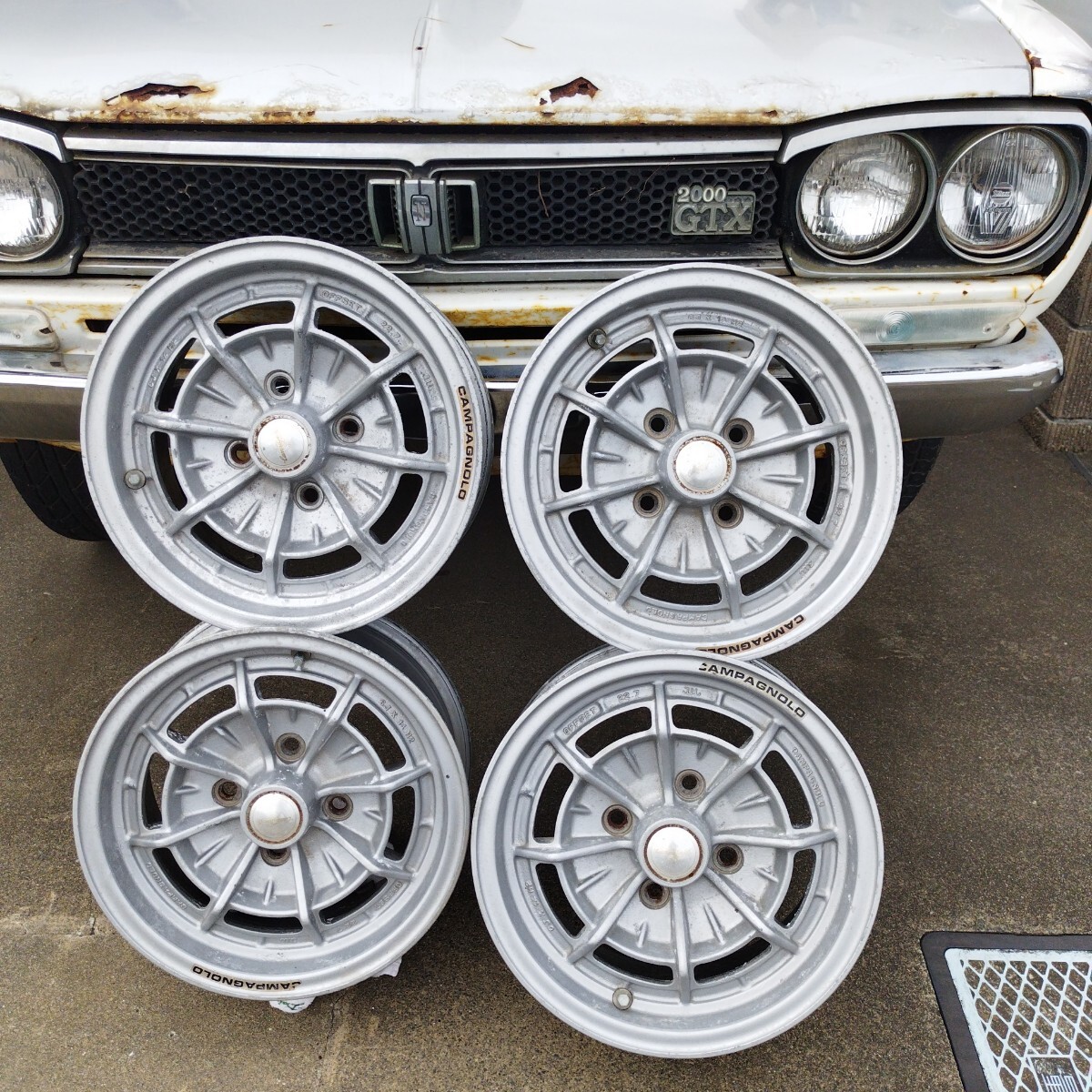 ハコスカに、、!。カンパニョーロ 日産 純正部品 スカイライン ジャパン用 6J×14 OFFSET 22,7 「MADE IN ITALY」 拍卖