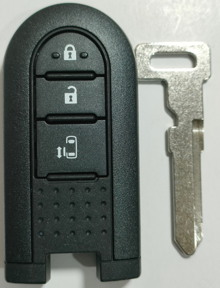 トヨタ純正スマートキー3ボタン ルーミー タンク ピクシス 007AC0154 2EE−00608BA ノーカットキー付き 新品電池付き 8拍卖