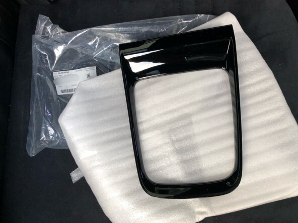 ★新品★ スバル純正 SUBARU WRX/レヴォーグ V10 シフトカバーパネルASSY拍卖