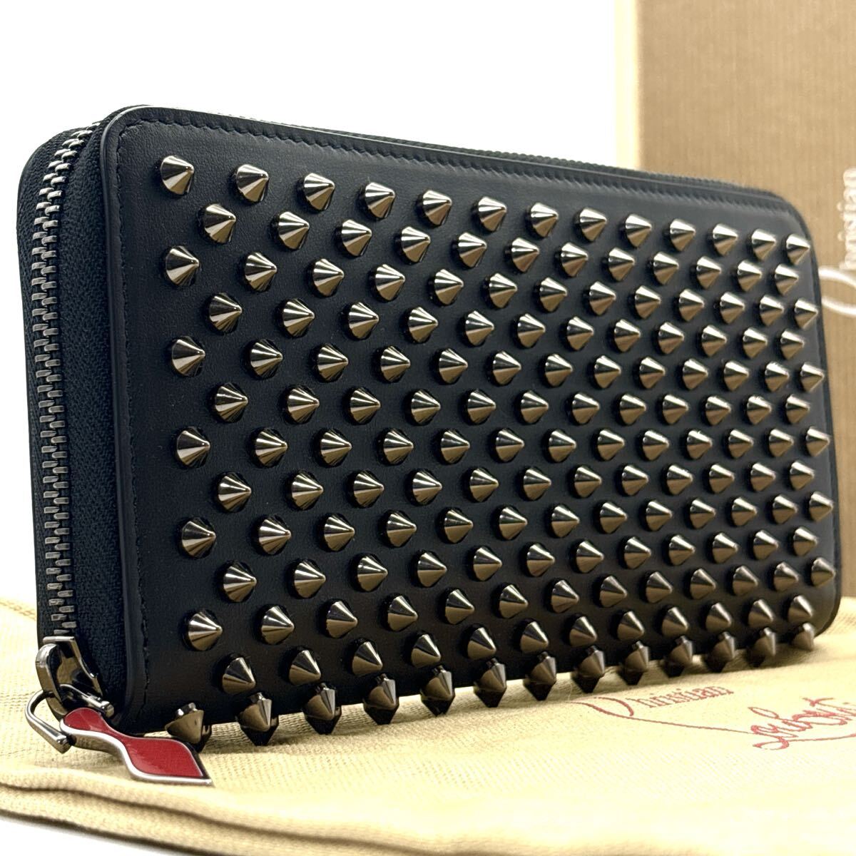 新品未使用◆Christian Louboutin クリスチャンルブタン 長財布 スタッズ スパイク ロングウォレット パネトーネ ブラック レッド拍卖