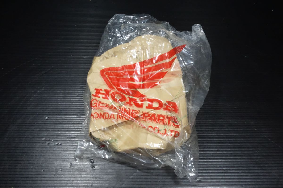 クランクケース 右 11100-GK4-01 ホンダ 純正 カブ50 AA01 新品 未使用 #R20250922拍卖