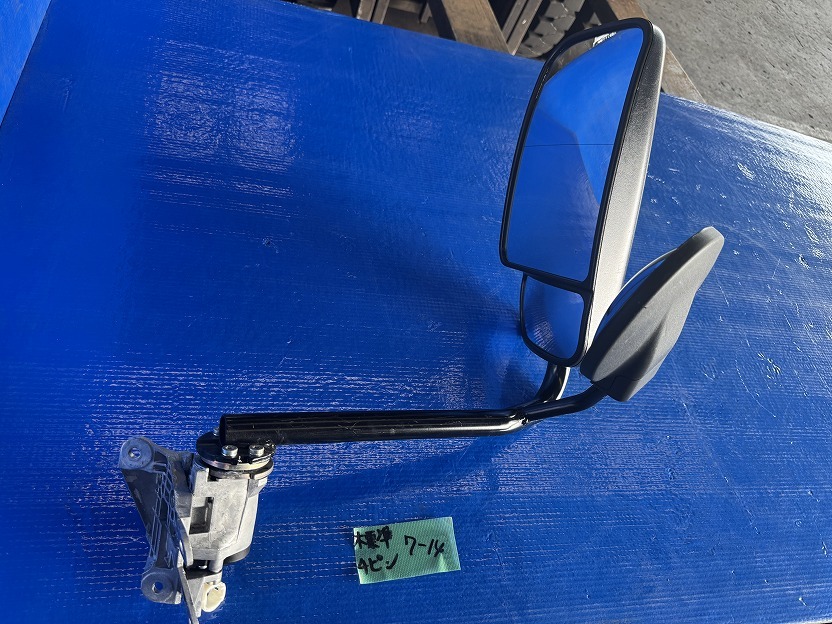 日野デュトロ ダイナ 純正ミラー 左 標準キャビン 中古 7-14 4ピン R3以降用拍卖