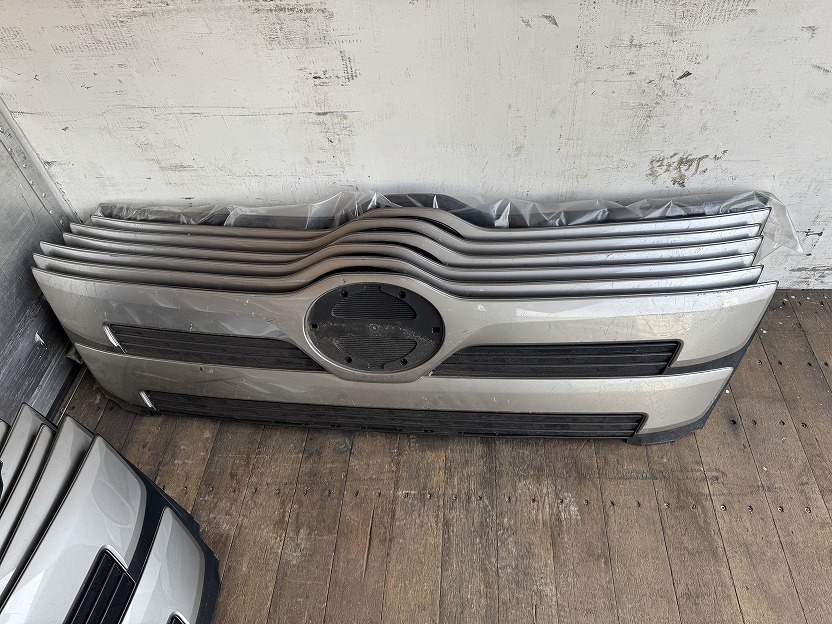 日野 17レンジャー 純正グリル ワイド 拍卖