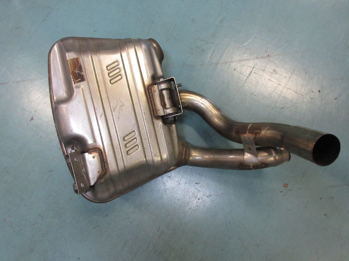 #560 ポルシェ997カレラ 後期モデル 純正マフラー (4-6)(997.111.132.31)拍卖