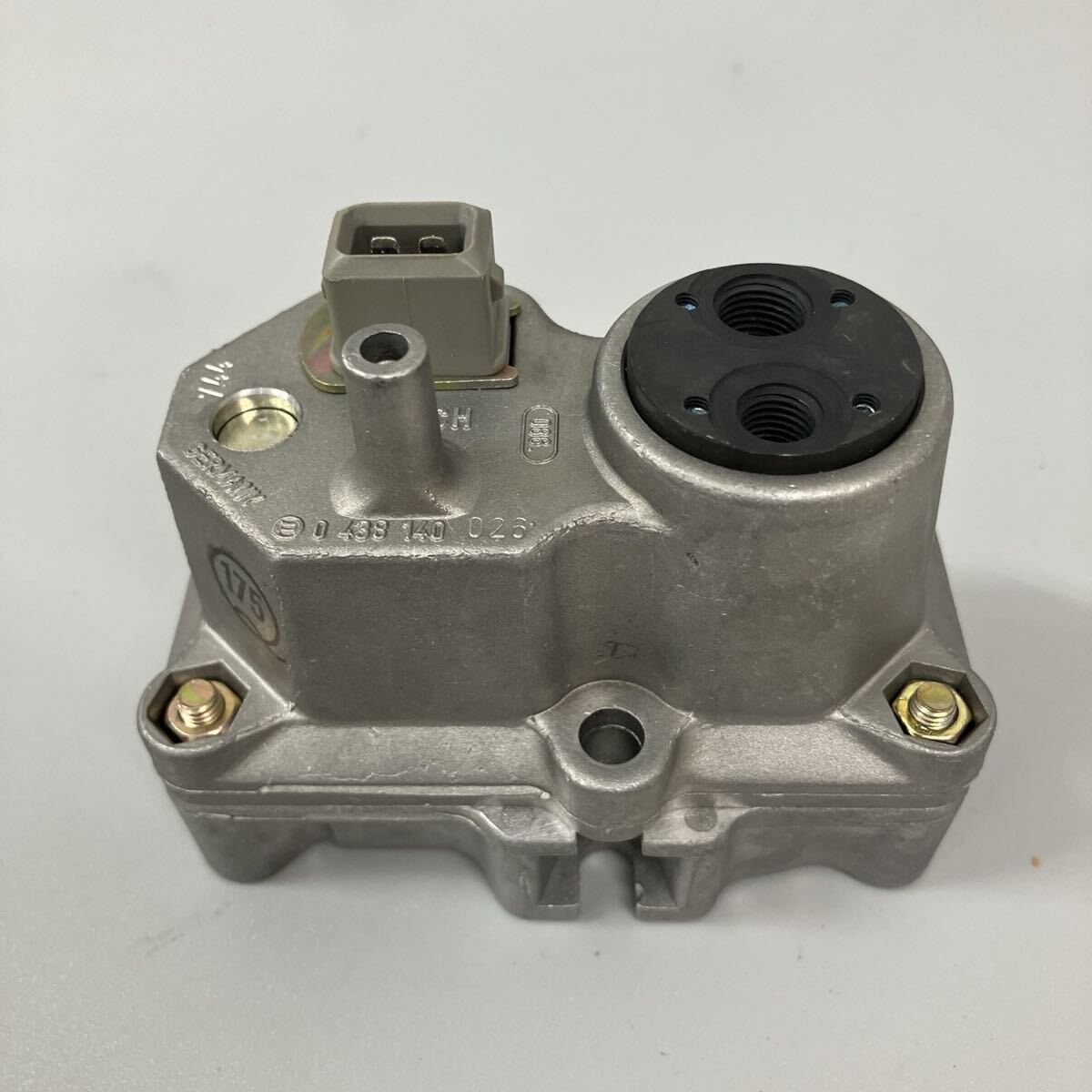 ボッシュ C-8312 ◎ 未使用品 BOSCH ウォームアップ レギュレーター 0 438 140 026 VW ゴルフ VW シロッコ ホットコントローラー拍卖