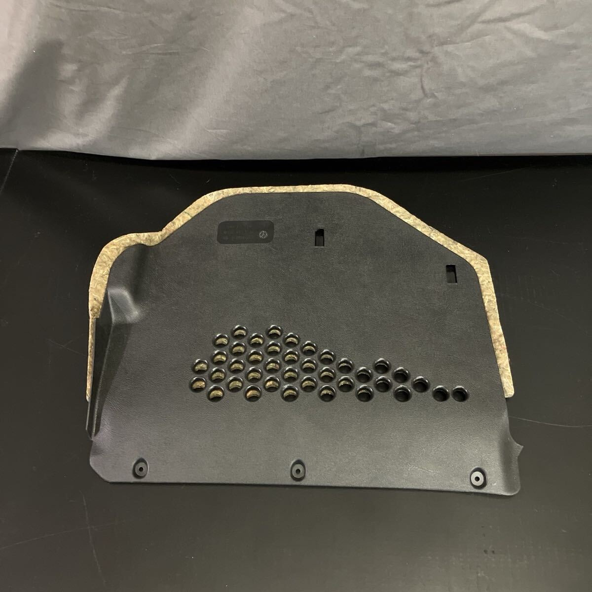 ベンツ S-1403 ◎ 未使用品 Mercedes-Benz ダッシュニーパネル A 202 680 67 36 Cクラス W202拍卖