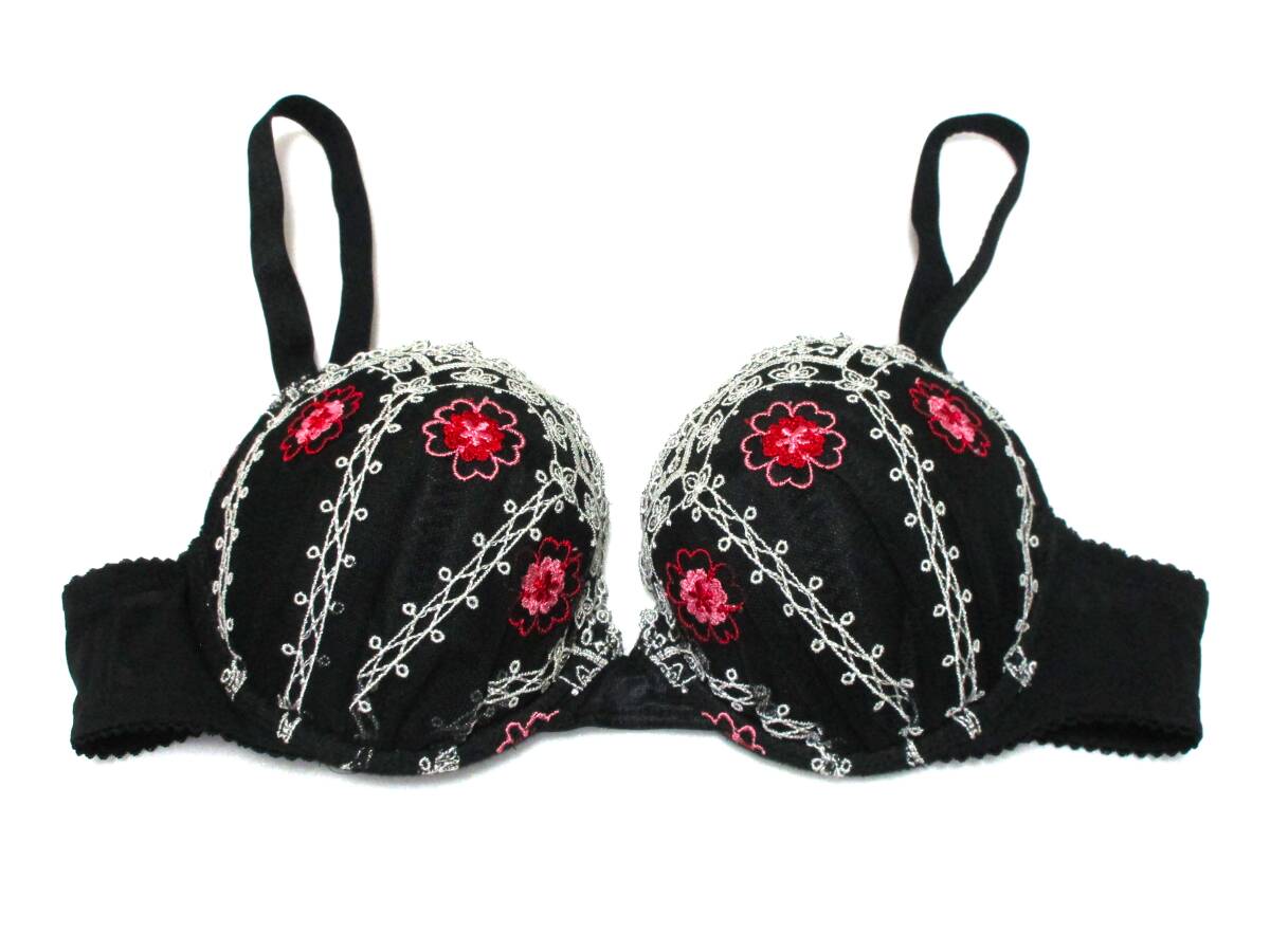 激安 ワコール 新品 紙タグなし D65 ブラジャー 731★拍卖