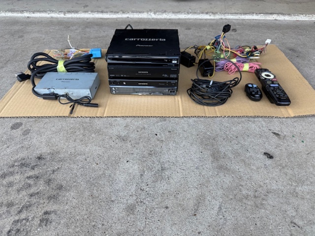 Pioneer carrozzeria パイオニア カロッツェリア AVIC-VH099G カーナビ拍卖