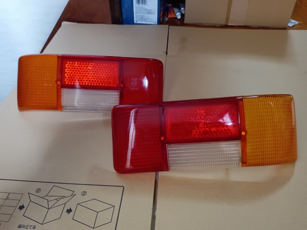 w114ベンツ テールライトカバー拍卖