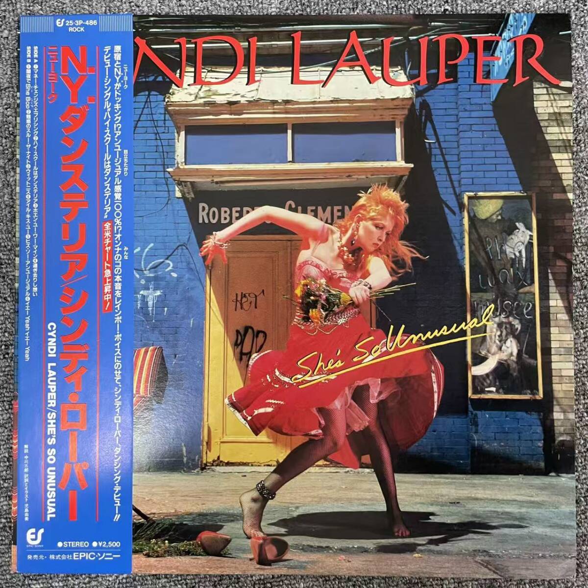 帯/LP/シンディ・ローパー Cyndi Lauper/N.Y. ダンステリア She's So Unusual 25・3P-486 /NF092442拍卖