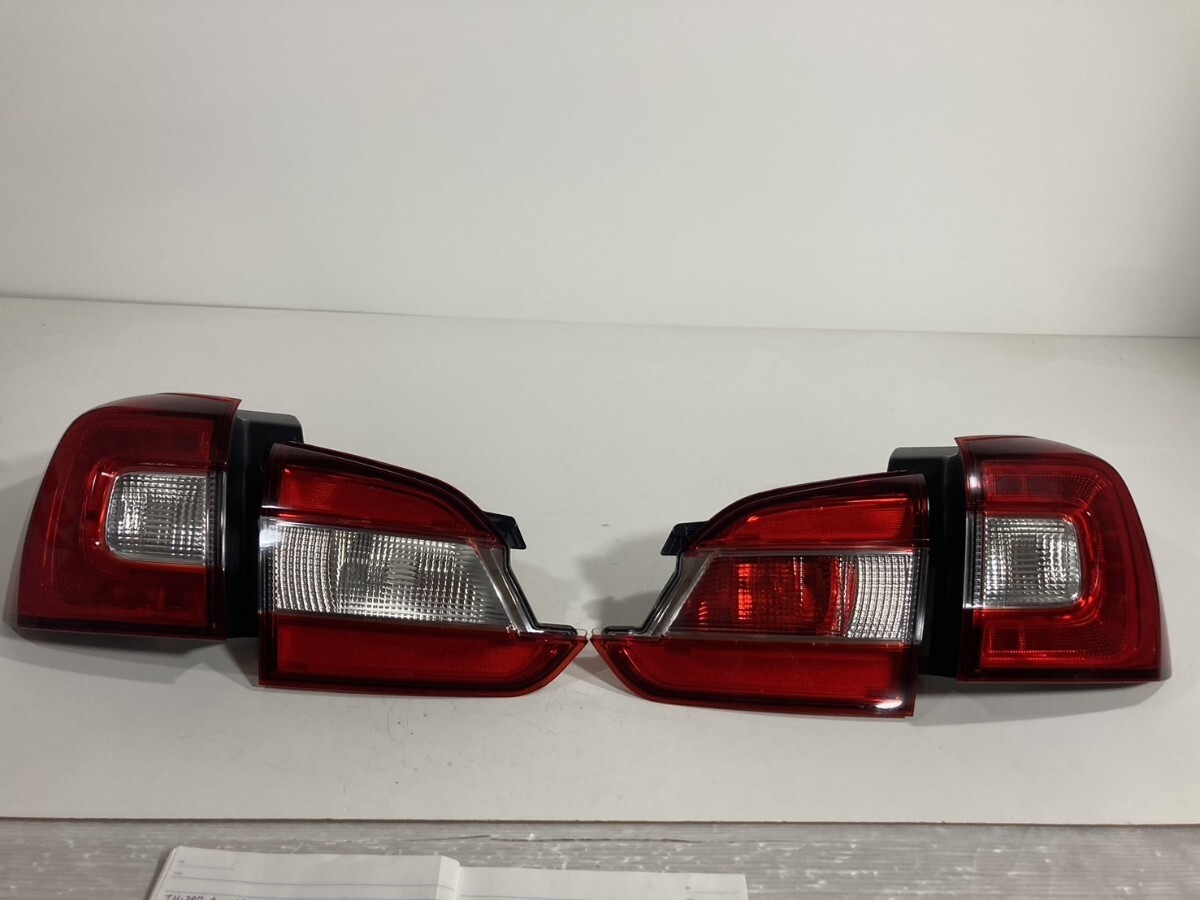 スバル純正 VMG/VM4 レヴォーグ テールライト フィニッシャー 左右セットICHIKOH D124/D125 棚番T-401/402/403/404拍卖