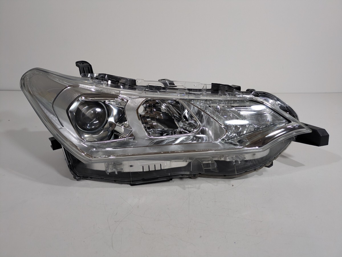 トヨタ純正 NZE161/NZE164/NKE165 カローラ フィールダー/アクシオ ハロゲンヘッドライト 右側 KOITO12-595/81130-12J70 刻印K 棚番LH-1565拍卖