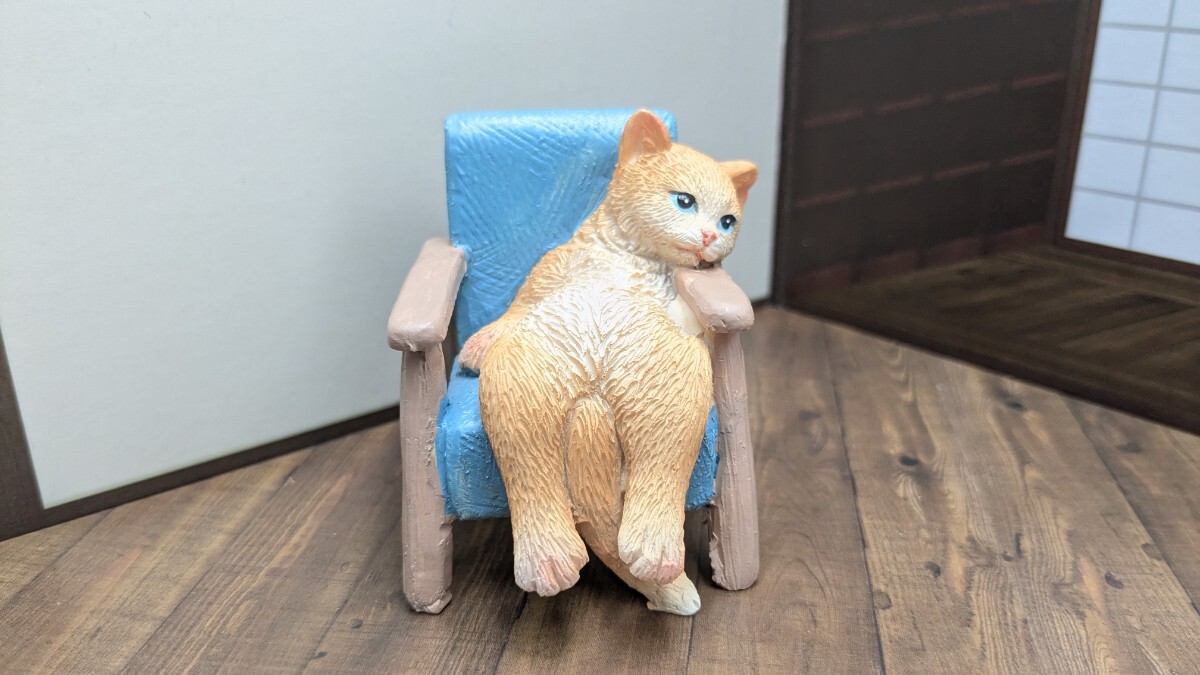 プティフレンズ だらだらチェアキャット 猫 置物 マスコット オーナメント ブルー拍卖