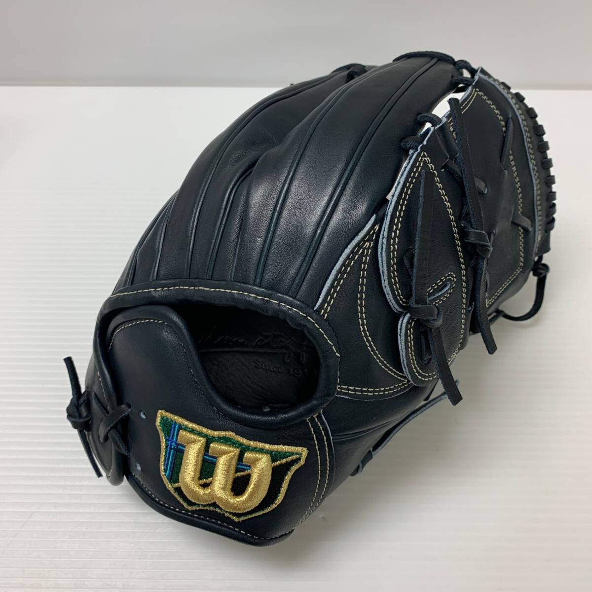 ウィルソン Wilson ウィルソンスタッフ ベア 硬式 大人 一般 投手用 グローブ ピッチャー グラブ 右投げ HWLSA17T 中古品 野球 6127拍卖