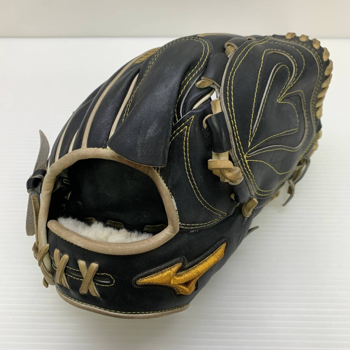 ミズノ MIZUNO ミズノプロ 軟式 大人 一般 投手用 グローブ ピッチャー グラブ 右投げ 1AJGR90431 中古品 野球 6263拍卖