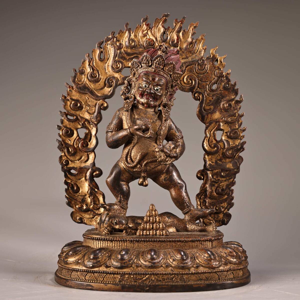 唐物 清 純銅 全銅 高レリーフ鏨刻泥金 紅財神 仏像 奉納されていた 供養品 銅製 銅器 極細工 古美術品 中国古玩 骨董品 古美味 D69拍卖