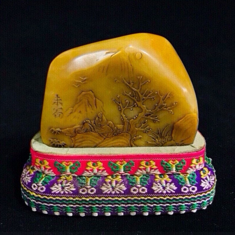 唐物 【清代篆刻家 桂未谷】寿山石 田黄石箱 印鑑 置物 天然石 手彫 篆刻 古印材 極細工 中国古玩 骨董品 古美味 D69拍卖