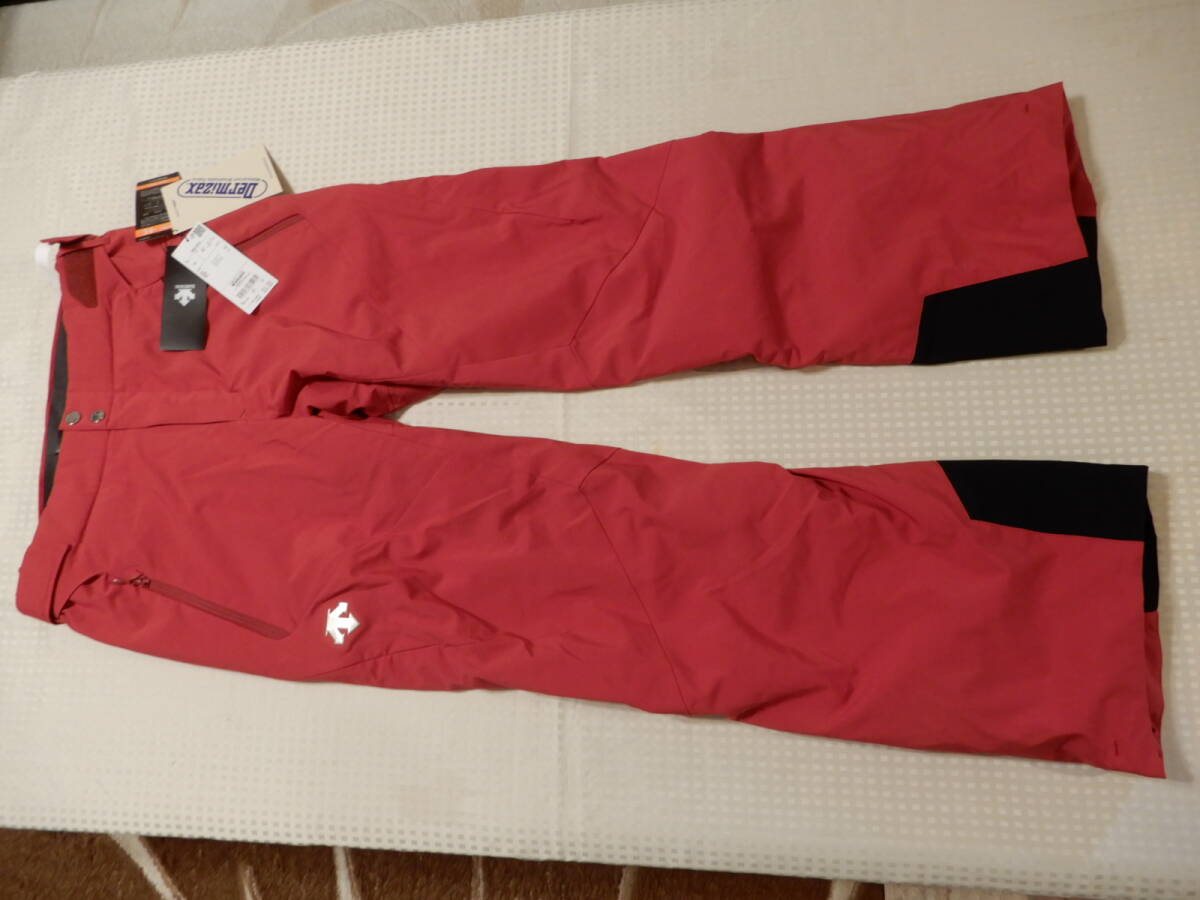 デサント スキーパンツ DWUUJD55 新品未使用 サイズXOです。拍卖