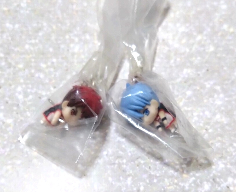 黒子のバスケ つまんでつなげてますこっと 2個セット★黒子テツヤ 火神大我 誠凛高校 スイングキーホルダーガチャガチャ拍卖