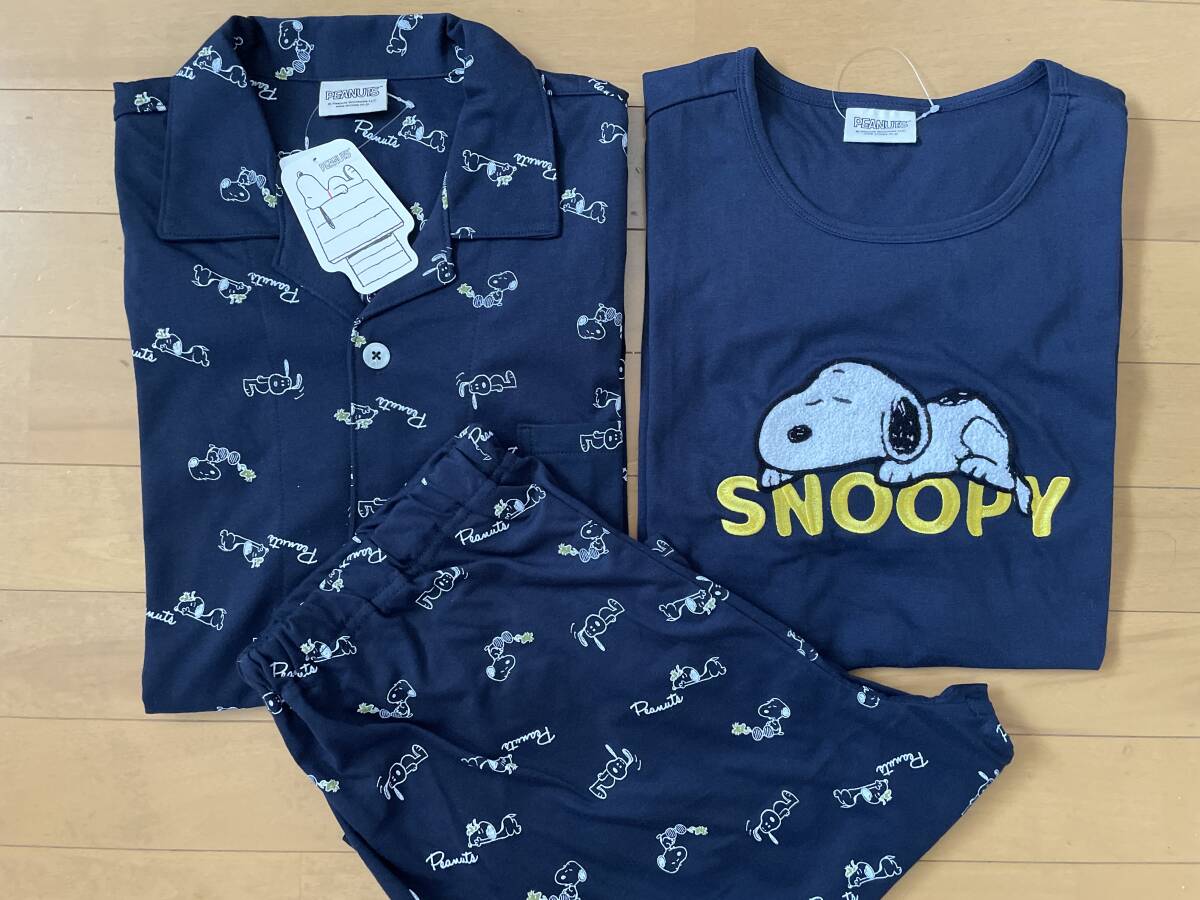 新品未使用 送料込み L SNOOPY スヌーピー パジャマ・半袖Tシャツ 上下 セットアップ 紺 ネイビー 総柄 ルームウェア 即決拍卖