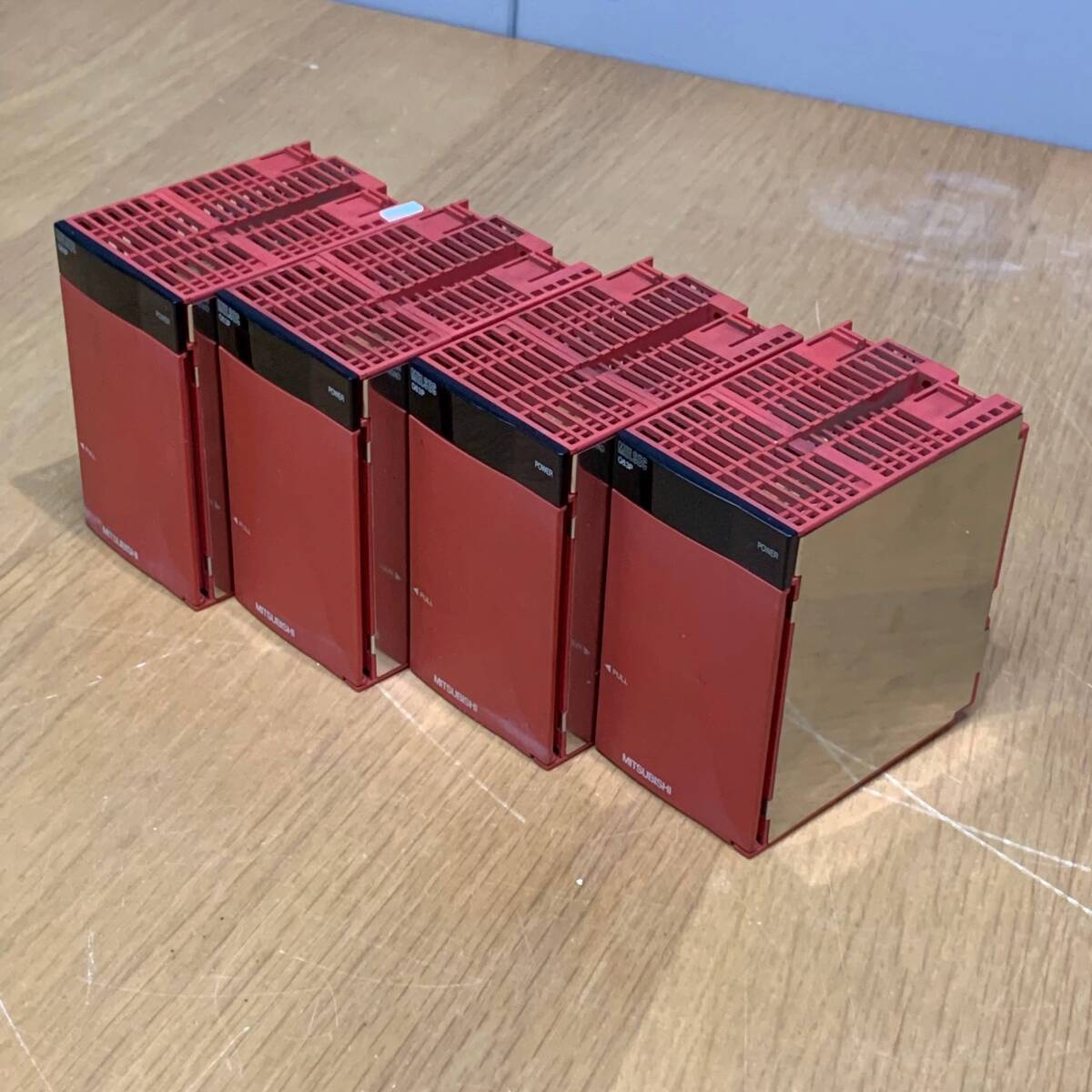 O2 三菱 ※4個セット 電源ユニット装着スロット Q63P ※未チェック現状品 40914M05拍卖