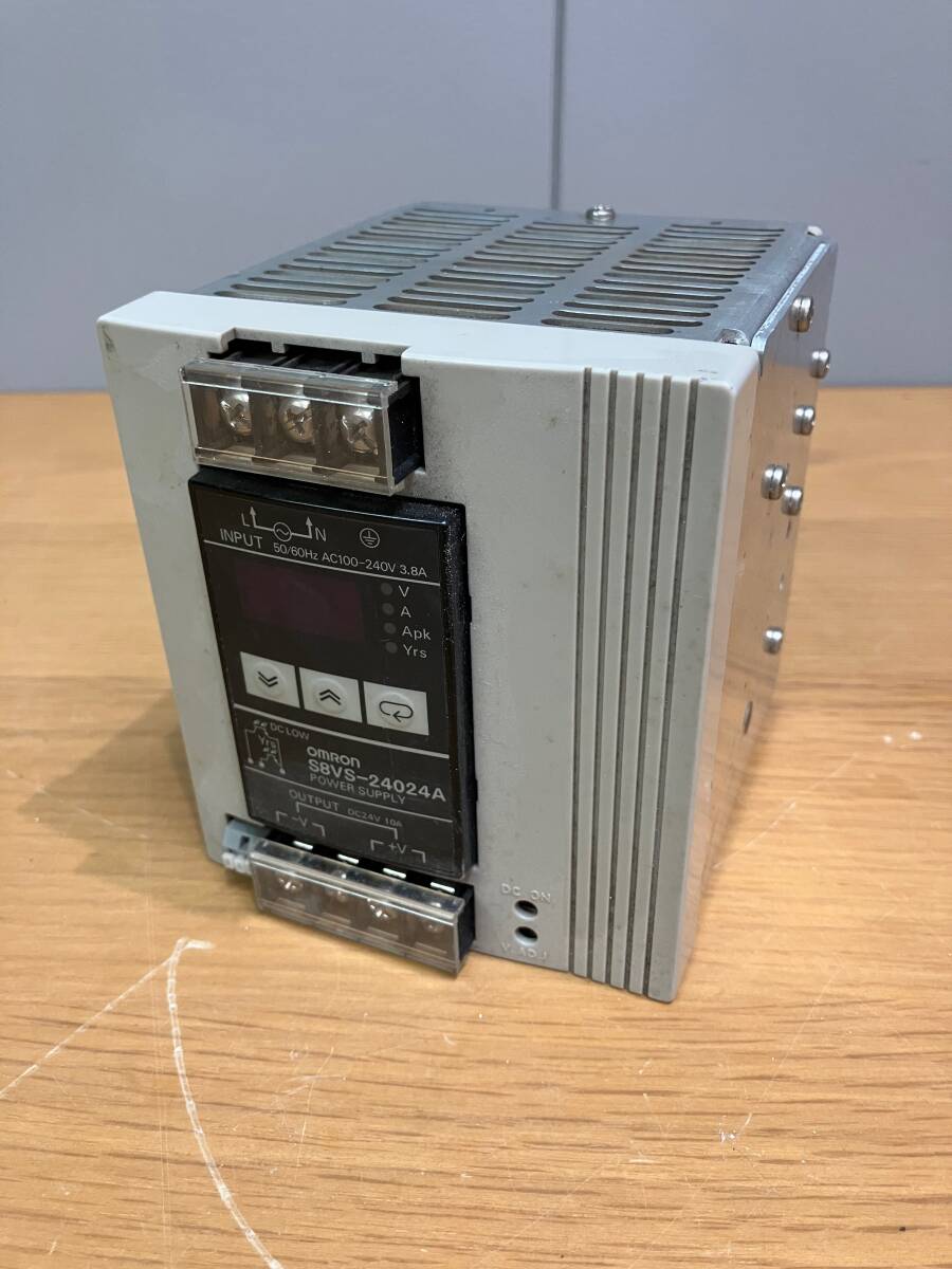 P OMRON オムロン スイッチングパワーサプライ S8VSタイプ S8VS-24024A 現状品 40919Y05拍卖