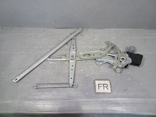 ハリアー DBA-ZSU60W F フロント 右 ドア レギュレーター 85710-48100 平成29年 プレミアム 1kurudepa拍卖