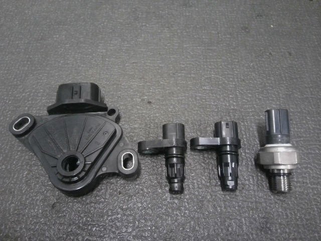 5kurudepa R2年 ハスラー 5AA-MR92S ミッション センサー セット MR52S MS92S MS52S X 2WD 33295拍卖