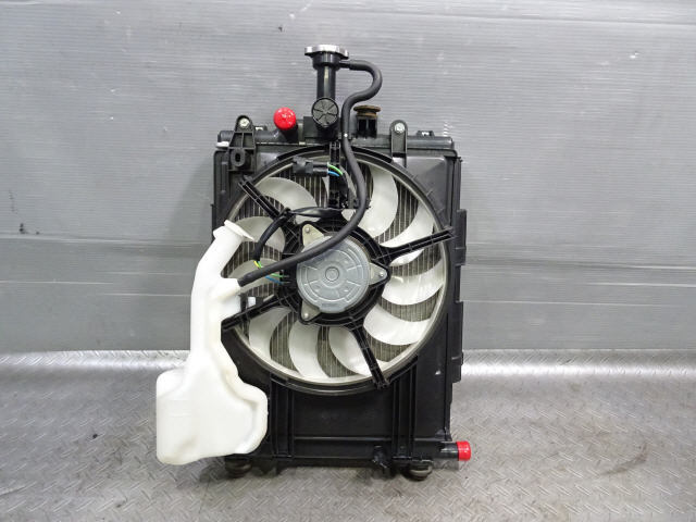 デイズルークス DBA-B21A ラジエーター ラジエター 21400-6A00M 令和2年 X-Vセレクション 1kurudepa拍卖