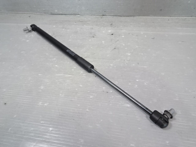 ジムニー 3BA-JB64W バックドアダンパー ドアアブソーバー 81850-77R01 令和3年 XC MT車 1kurudepa拍卖