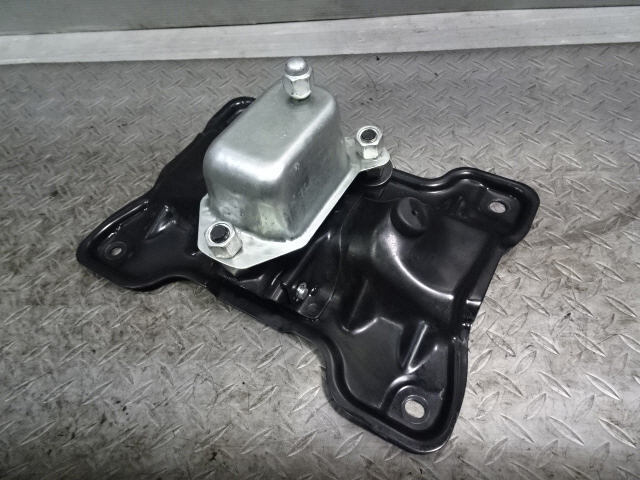 ジムニー 3BA-JB64W スペアタイヤキャリア 令和3年 XC MT車 1kurudepa拍卖