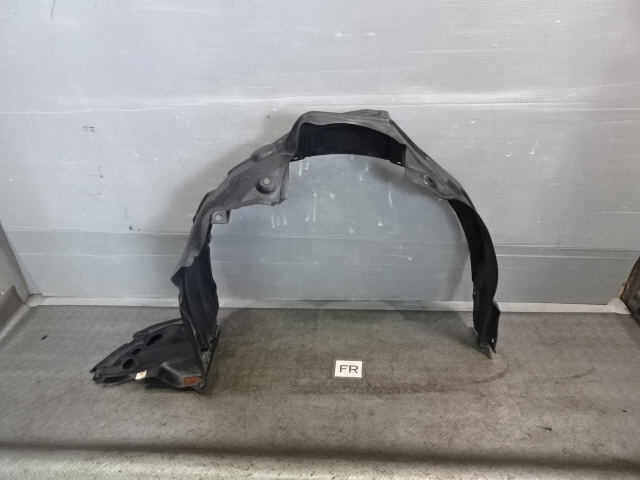 ヴォクシー DBA-ZRR70G 右 フェンダー ライナー 53805-28081 平成21年 X Lエディション 1kurudepa拍卖