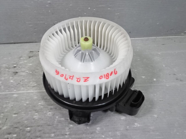 ヴォクシー DBA-ZRR70G ヒーターブロアモーター 87103-33100 平成21年 X Lエディション 1kurudepa拍卖