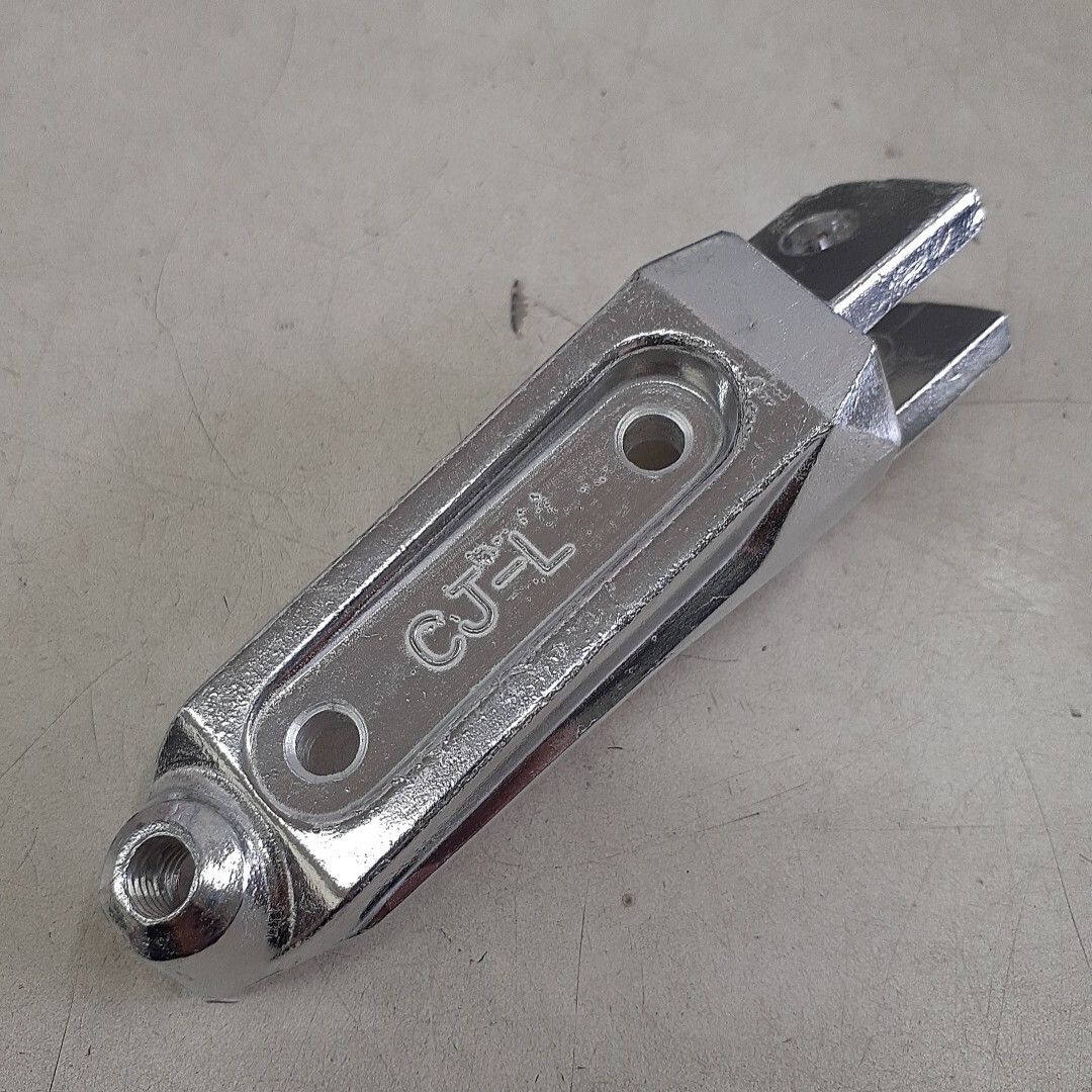 2-20862☆スズキ 純正 フロントフットレストバー 43521-44G10☆GSX250R Vストローム250 ジクサー250拍卖