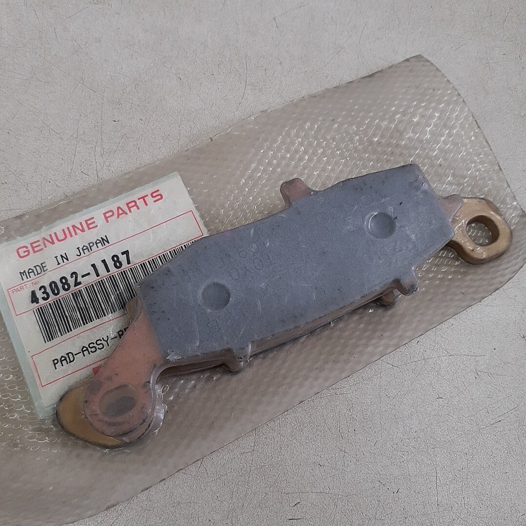 2-20865☆カワサキ 純正 ブレーキパッド 43082-1187☆バルカン400クラシック ゼファー750 ZRX拍卖