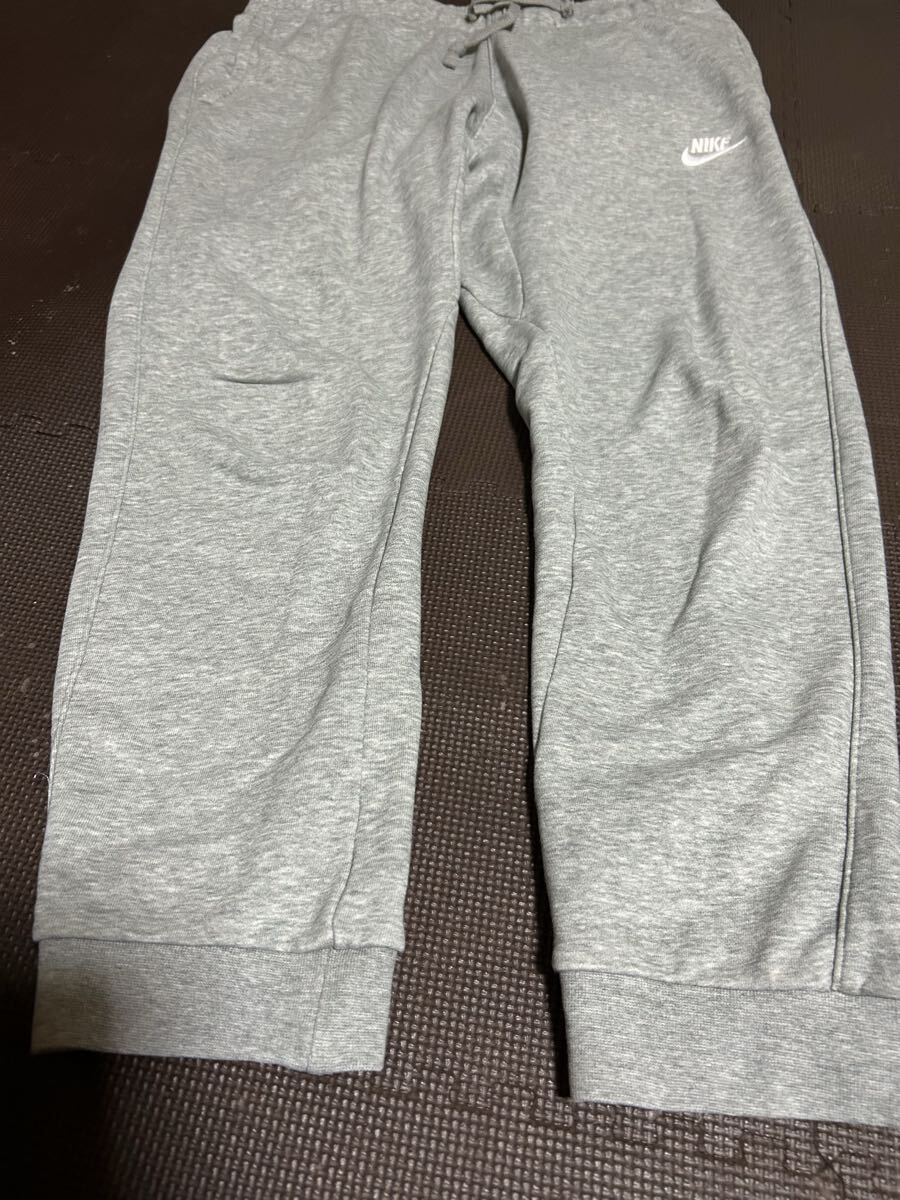 美品NIKEスウェットグレー、ロゴ白(刺繍)サルエル風ストレッチパンツ サイズL拍卖