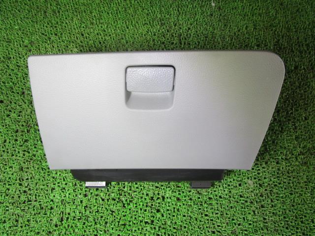 ワゴンR DBA-MH23S グローブボックス 73410-70K00-R8J 73412-70K0 グレー /50454拍卖