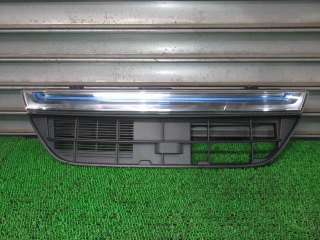 タント DBA-LA600S ラジエータグリル グリル 53111-B2470 LED /50494拍卖