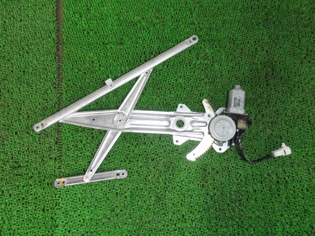 スイフト UA-HT51S 右フロントドア パワーウィンドモーター レギュレータモーター 83401-81G20 83430-83G20 /50470拍卖