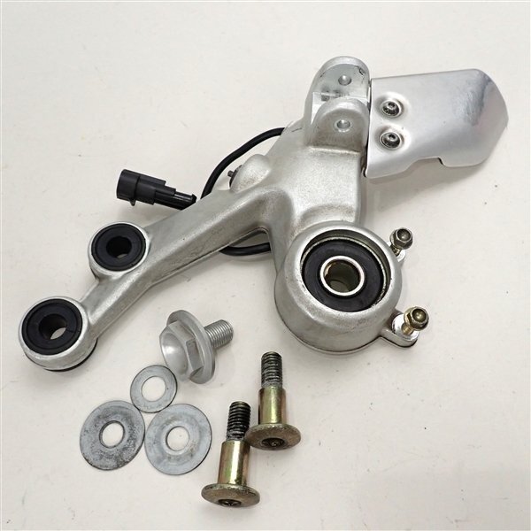 ♪モンスター/S4R 純正 右側 メインステップホルダー(D0904B06)拍卖