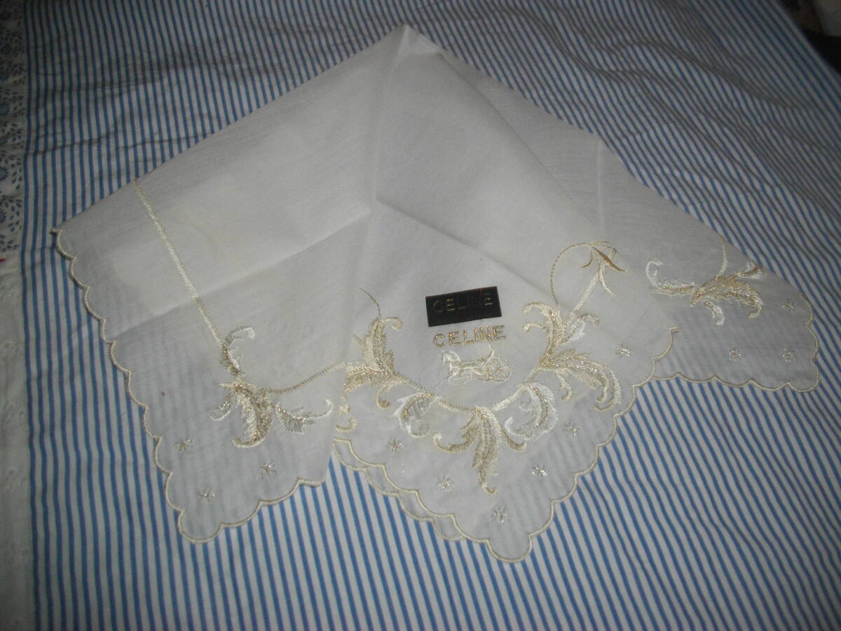 【セリーヌ】 刺繍入り ハンカチ ◆拍卖