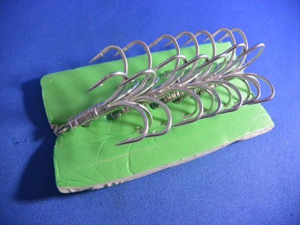 5本バリ 26号 8個 大き目・タコ、タチウオ、フグ、カワハギ等に テンヤ、ジグの強化に デビルエイト自作などにボラ掛け、ギャング拍卖