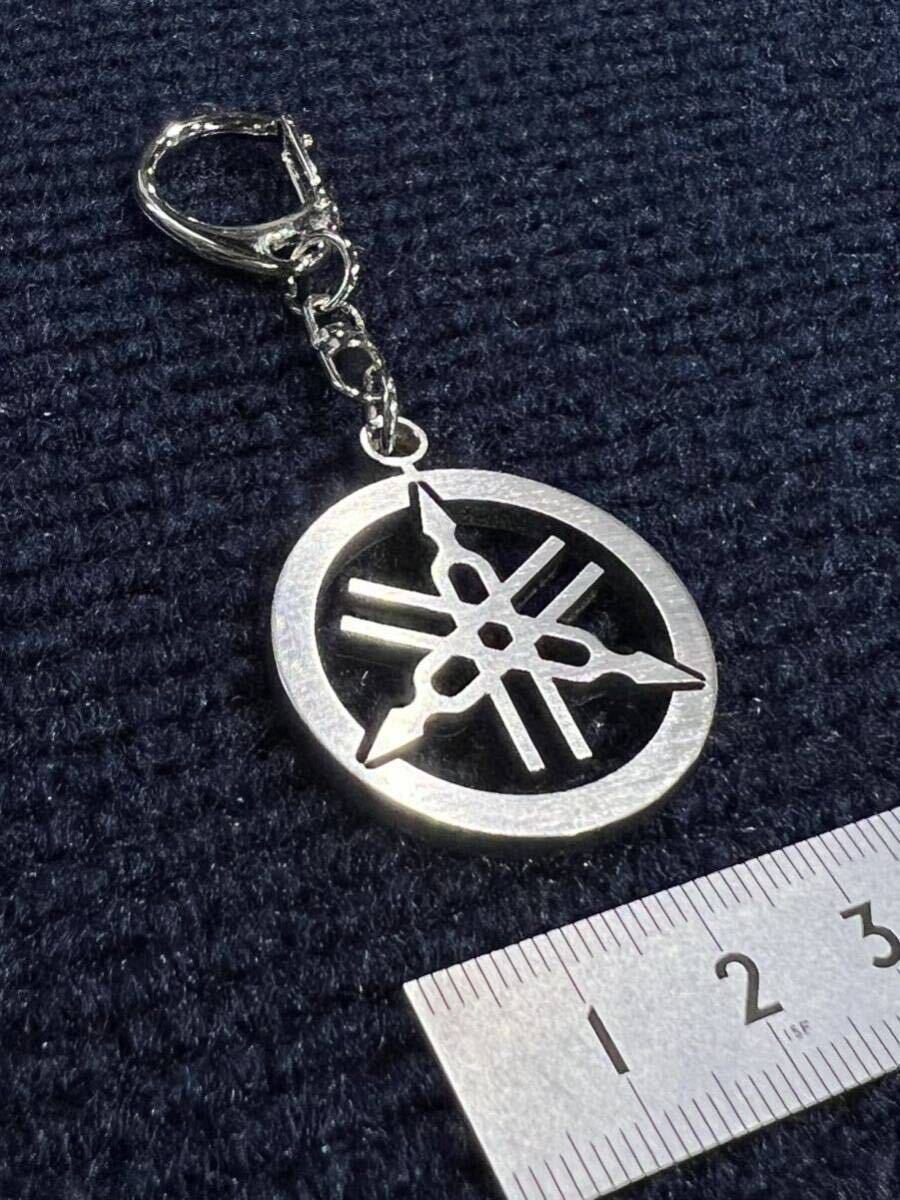 YAMAHA ヤマハ キーホルダー エンブレム ロゴ ステンレス製  V-MAX XJR YZF RZ拍卖